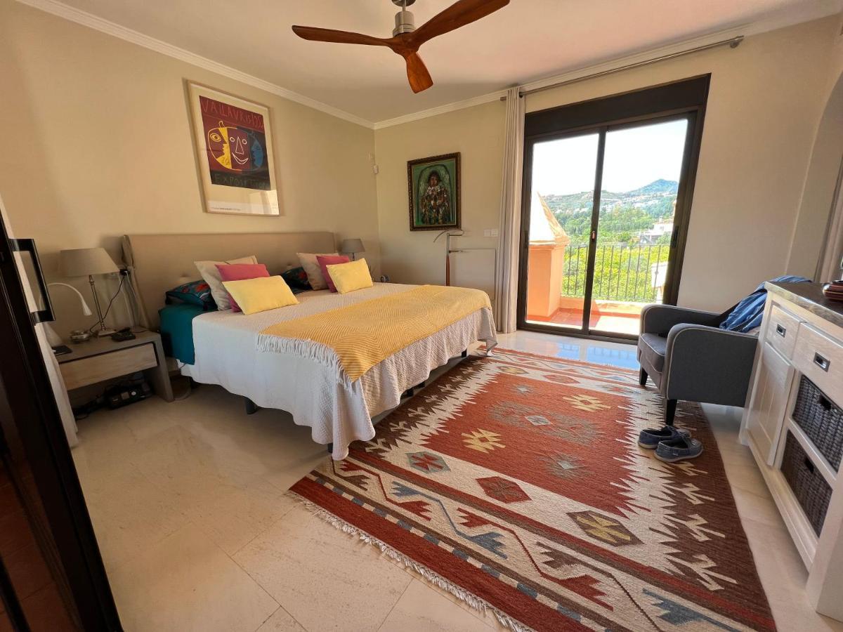 Marbella Luxueux Duplex 3 Ch.- 3 Bains - 155 M² + 100 M² Terrasses Appartement *