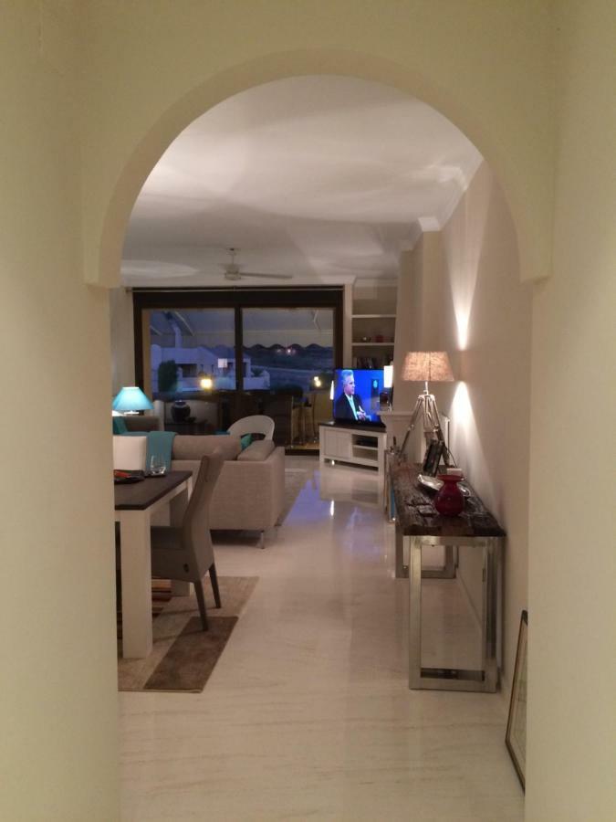Marbella Luxueux Duplex 3 Ch.- 3 Bains - 155 M² + 100 M² Terrasses Appartement *